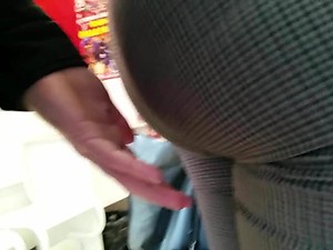 Juicy big butt milfs in tight pants